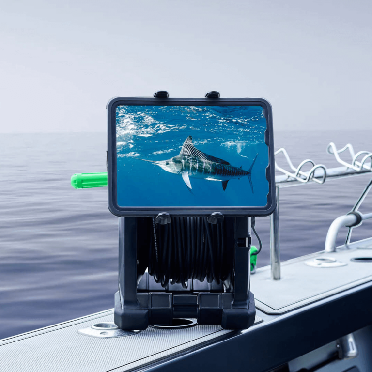 Seavu livestream cable reel with tablet