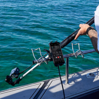GoPro Hero13 on Seavu Seeker Pole Mount with phone showing live preview in GoPro Quik app